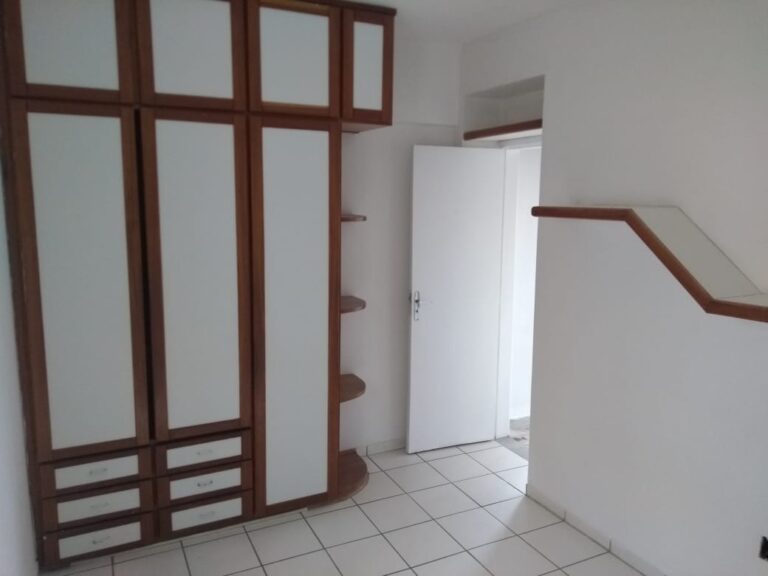 FOTO QUARTO ARMAÇÃO