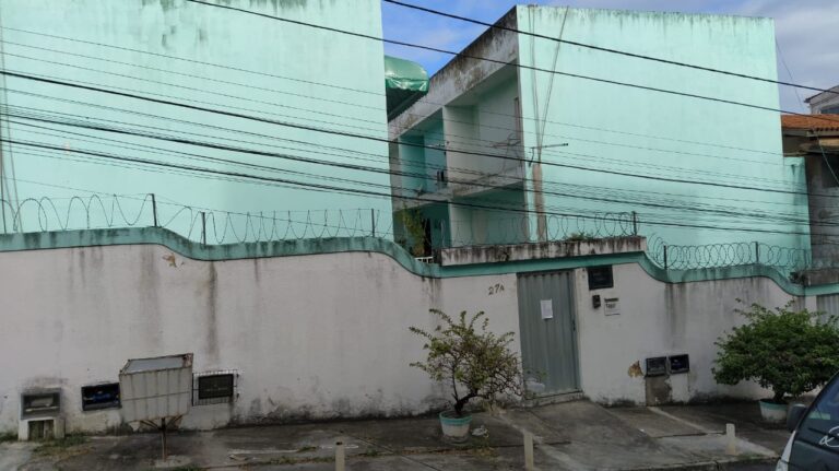 c44ba98f-504e-47c9-9736-0215fd1f508d